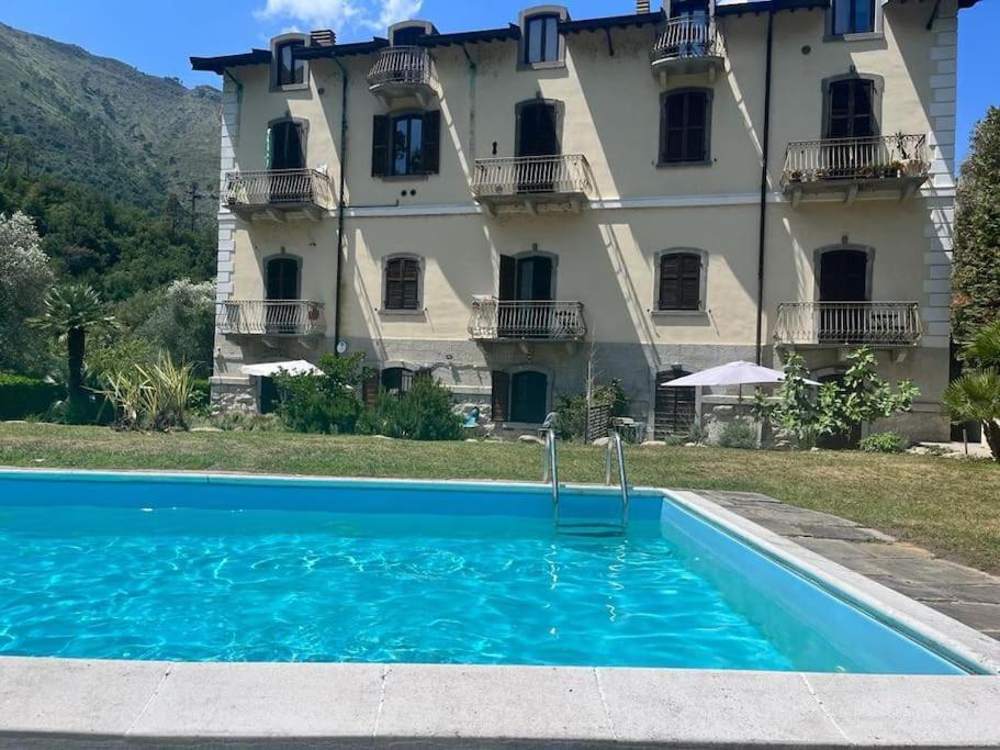 Appartamento Mare E Monti A 9 Airole Esterno foto